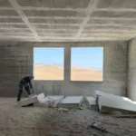 פתיחת חלונות בקיר בטון
