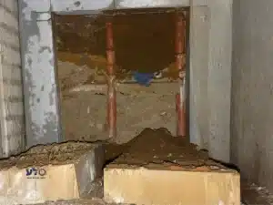 ניסור קיר בטון ופתיחת מעבר במהלך חפירה