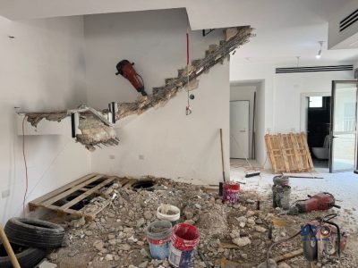 concrete-stairs-cutting-project.jpg